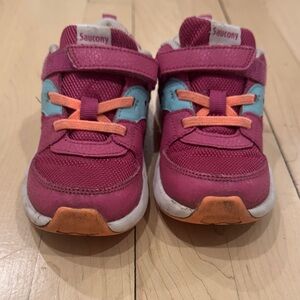 Saucony Kids Magenta Sneakers with Teal and Orange Accents Size 10.5
